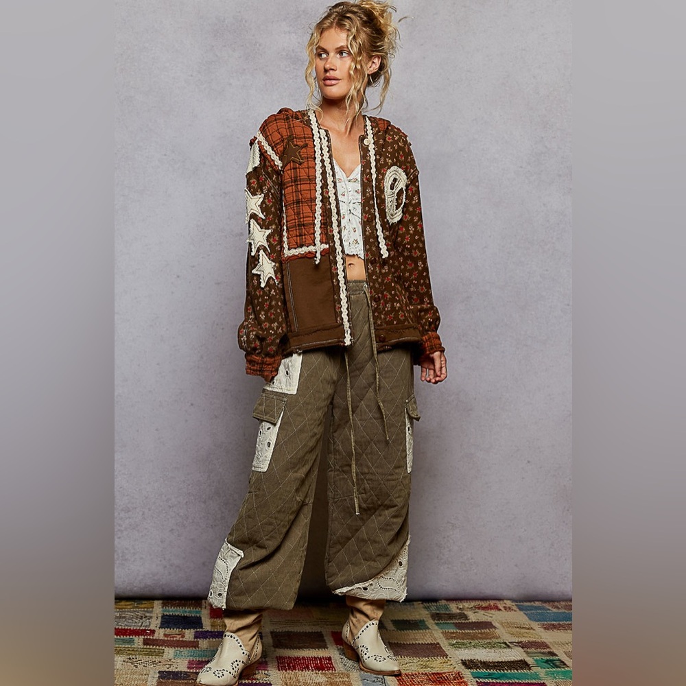 🌺LAST ONE🌺 POL Brown Star & Peace Patch Floral mix Hoodie Jacket Relaxed Fit - Picture 8 of 9